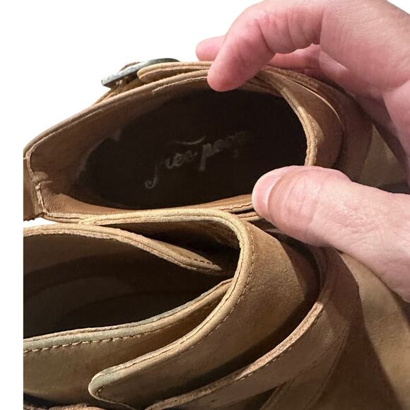 Free People Back Loop Leather Ankle Boots Tan Western Boho Chic, size 6 (36) - Picture 4 of 10